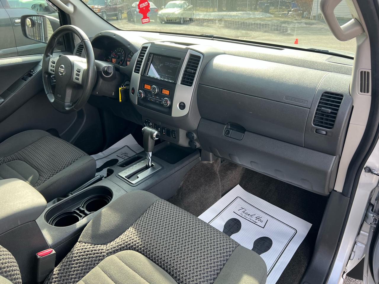 Nissan Frontier 4WD King Cab Auto SV 2014