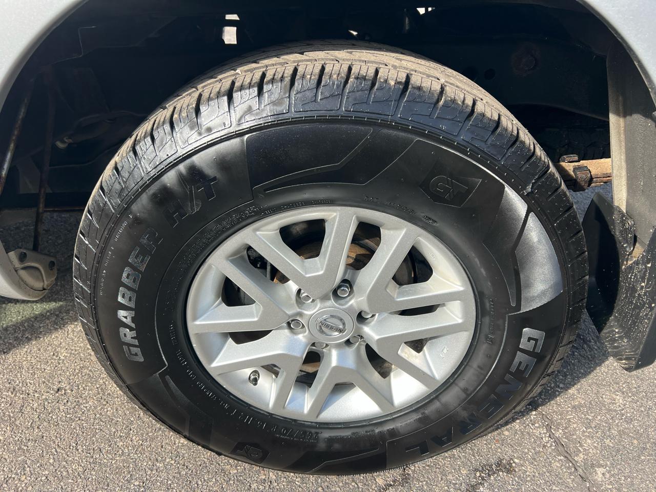 Nissan Frontier 4WD King Cab Auto SV 2014