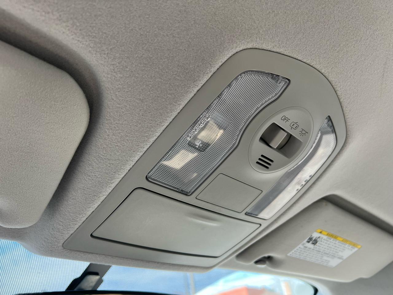 Toyota Prius V 5dr Wgn Three (Natl) 2013