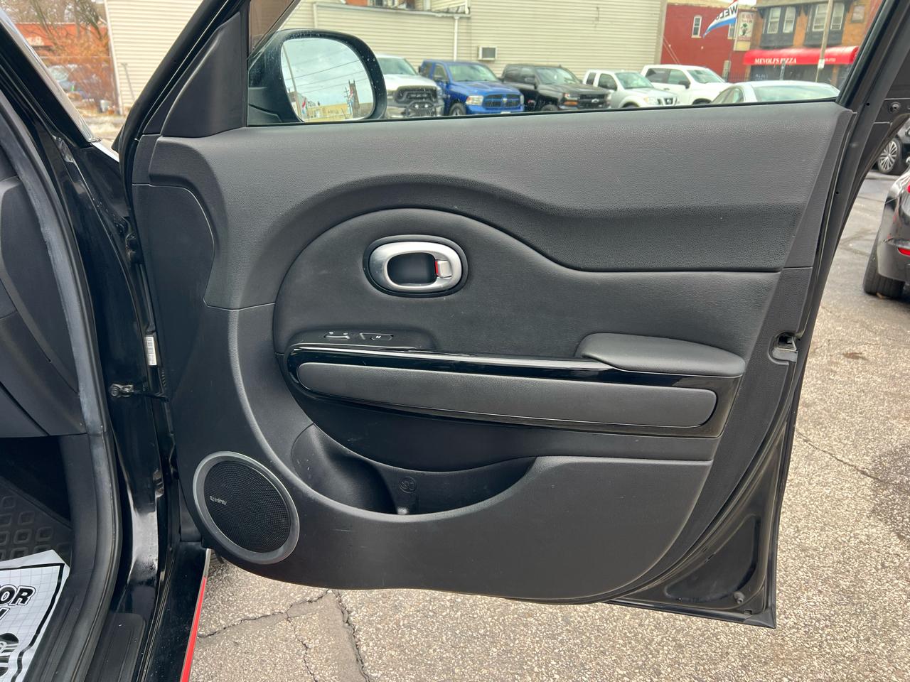 Kia Soul 5dr Wgn Auto + 2015