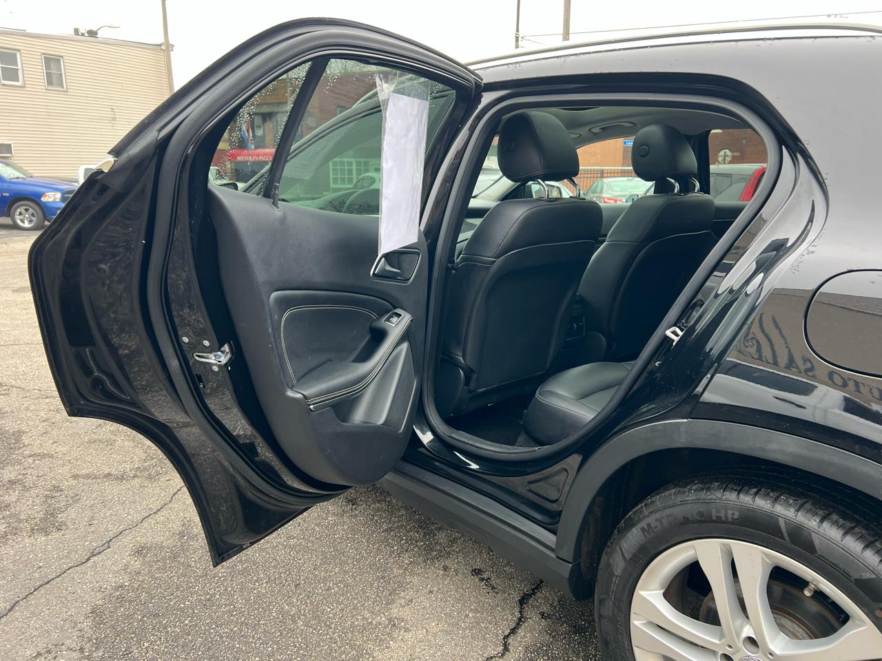 Mercedes-Benz GLA-Class 4MATIC 4dr GLA 250 2015