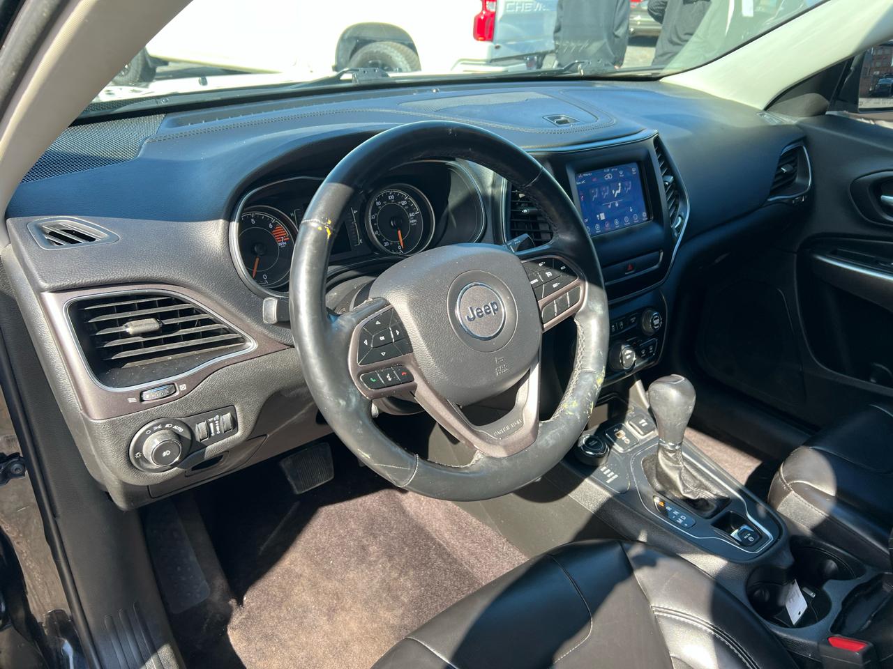 Jeep Cherokee Latitude Plus 4x4 2019