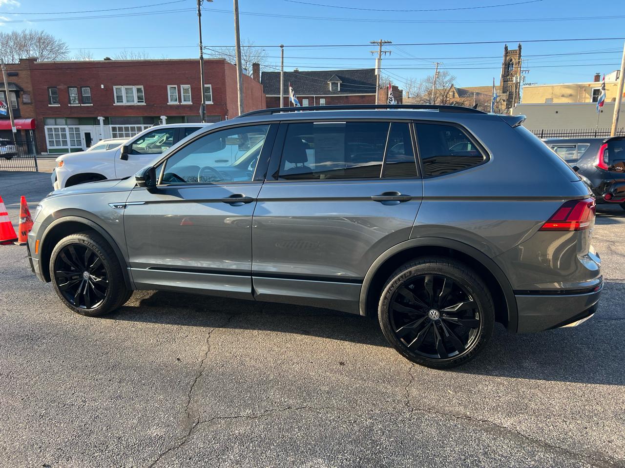 Volkswagen Tiguan 2.0T SE R-Line Black 4MOTION 2021