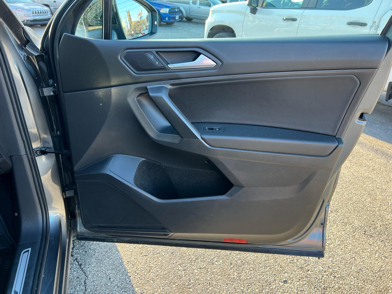 Volkswagen Tiguan 2.0T SE R-Line Black 4MOTION 2021