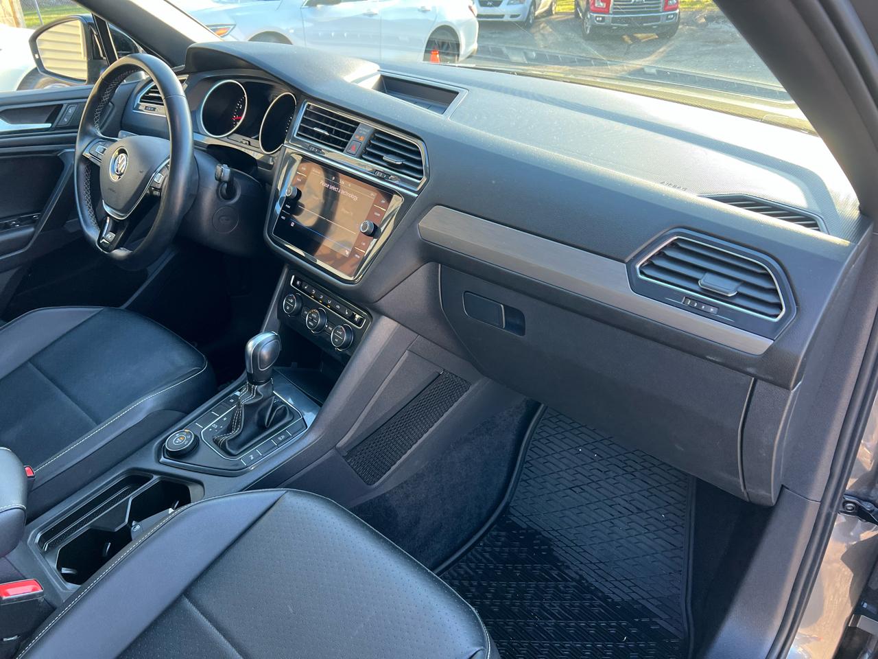 Volkswagen Tiguan 2.0T SE R-Line Black 4MOTION 2021