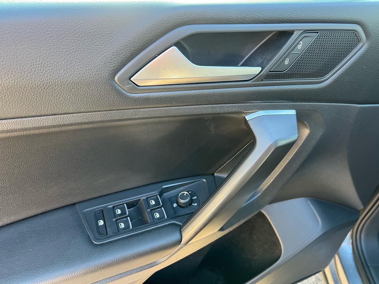 Volkswagen Tiguan 2.0T SE R-Line Black 4MOTION 2021