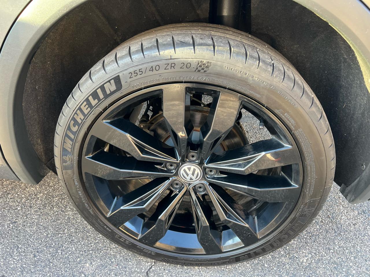 Volkswagen Tiguan 2.0T SE R-Line Black 4MOTION 2021