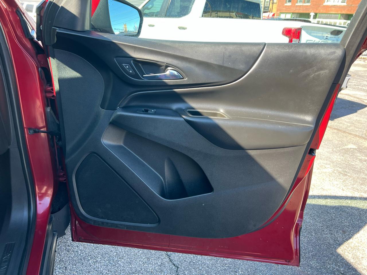 Chevrolet Equinox AWD 4dr LT w/1LT 2018