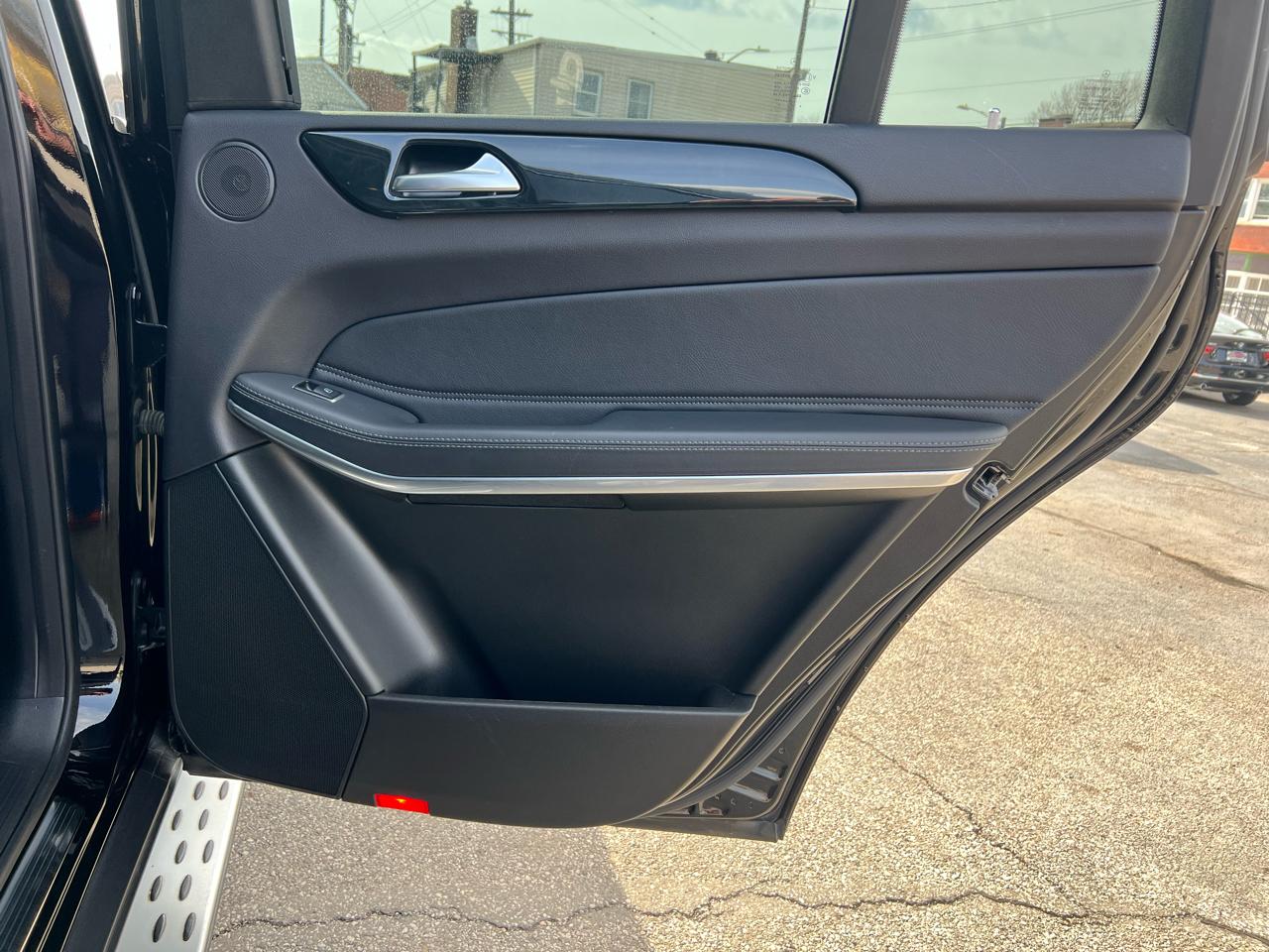 Mercedes-Benz GLS GLS 550 4MATIC SUV 2017