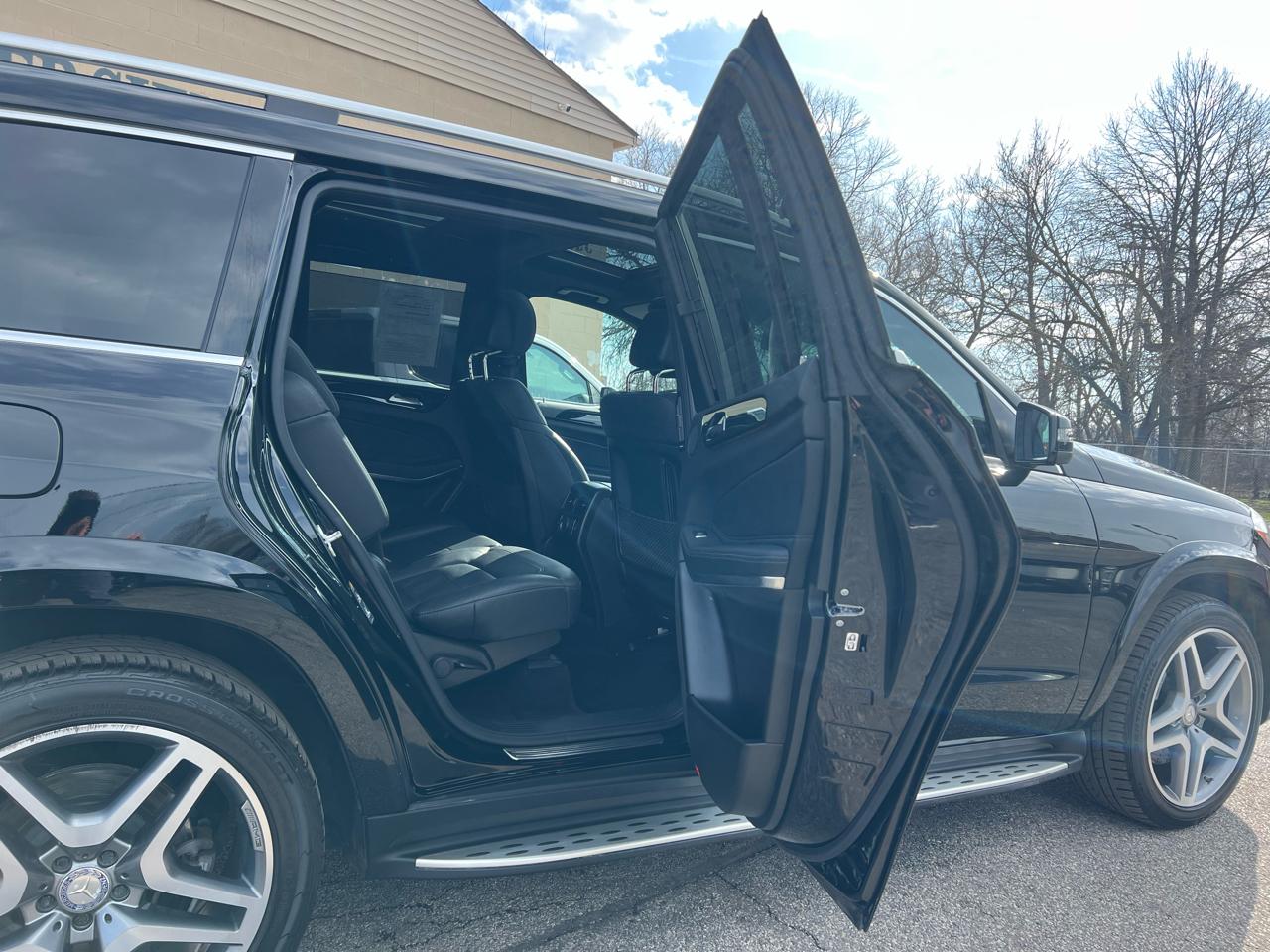 Mercedes-Benz GLS GLS 550 4MATIC SUV 2017