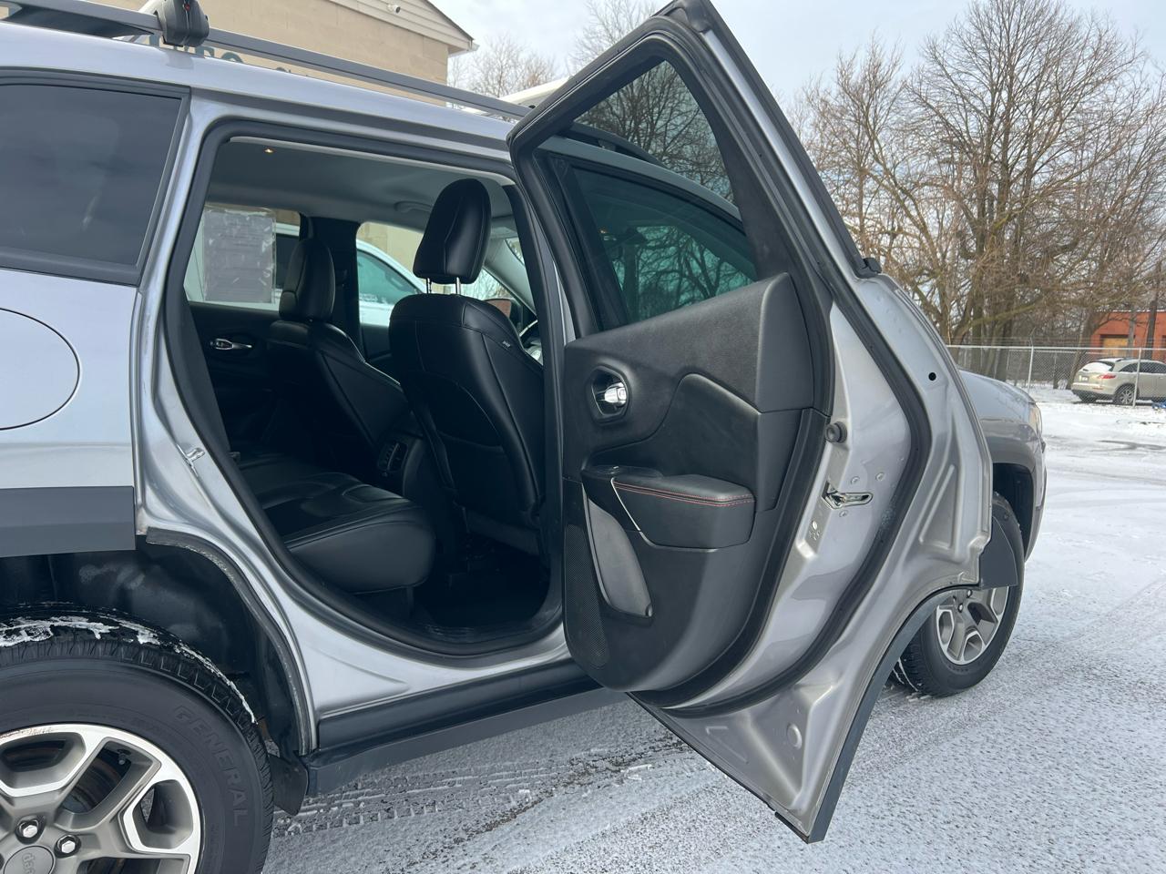 Jeep Cherokee Trailhawk 4x4 2020