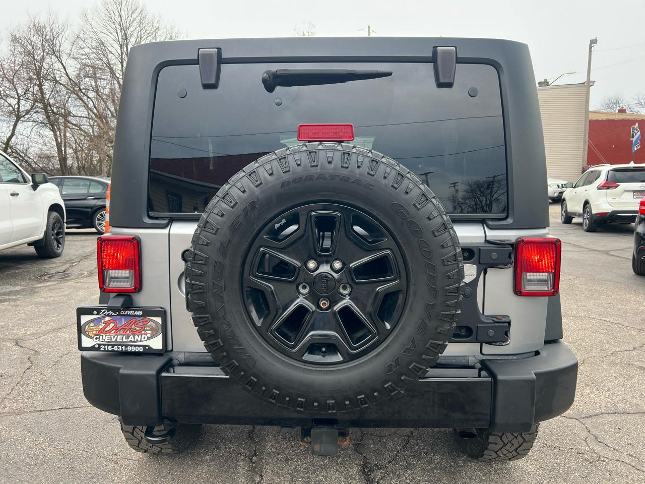 Jeep Wrangler Unlimited 4WD 4dr Willys Wheeler 2015