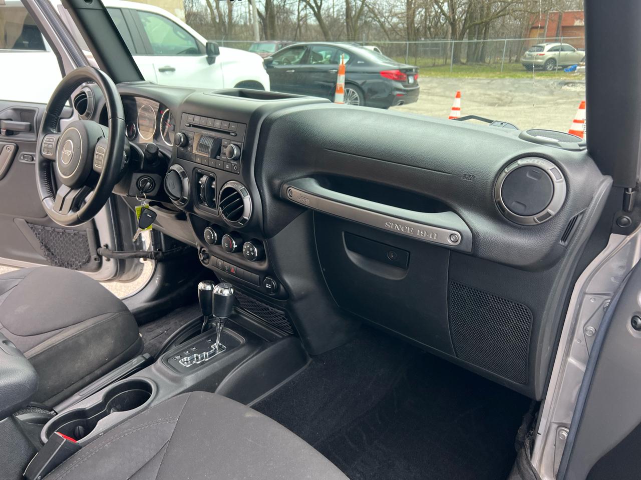 Jeep Wrangler Unlimited 4WD 4dr Willys Wheeler 2015