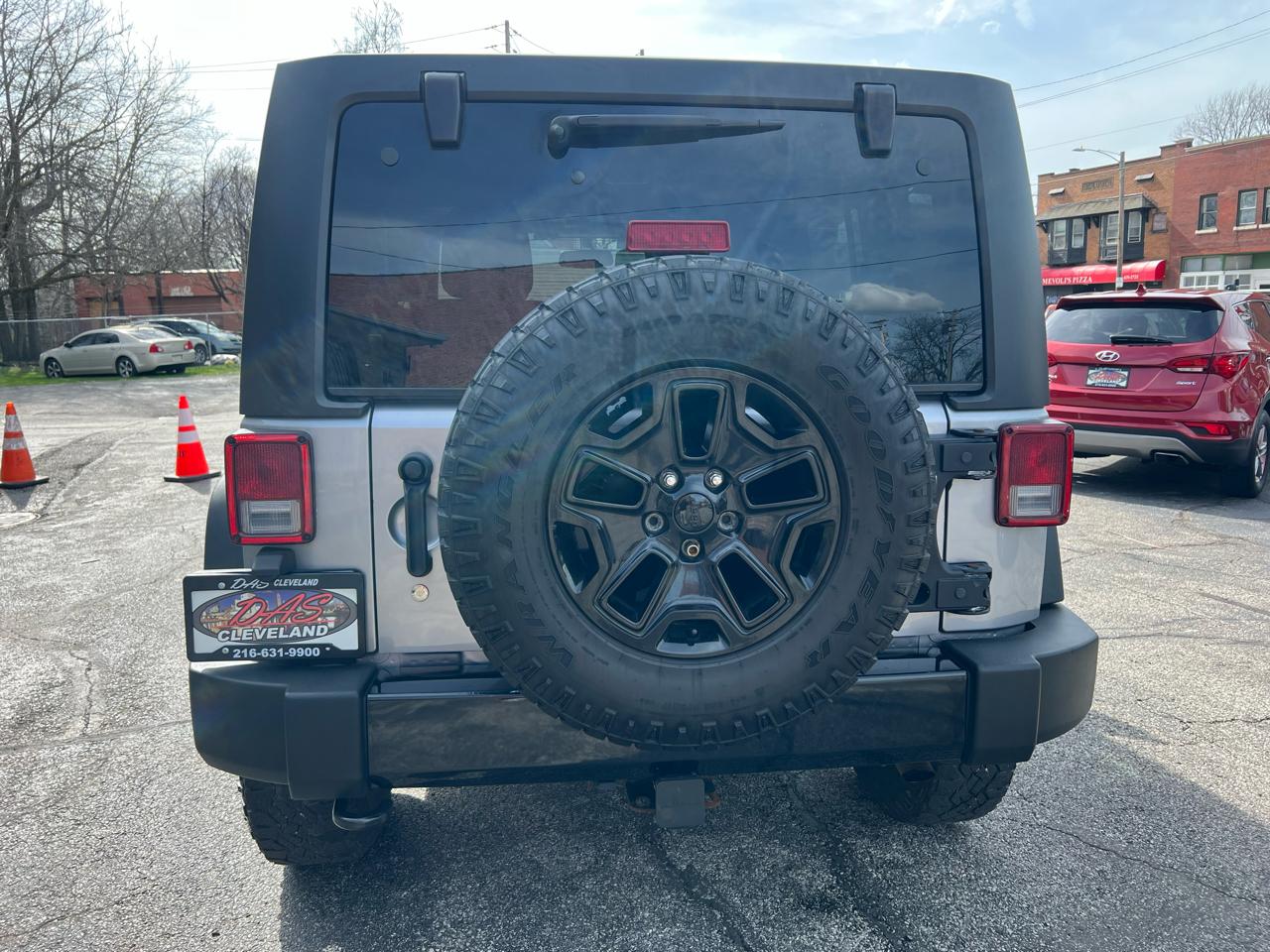 View vehicle photo 6