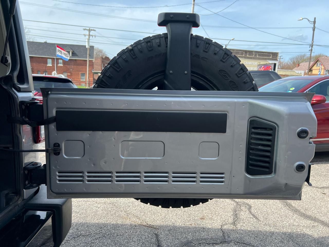 Jeep Wrangler Unlimited 4WD 4dr Willys Wheeler 2015