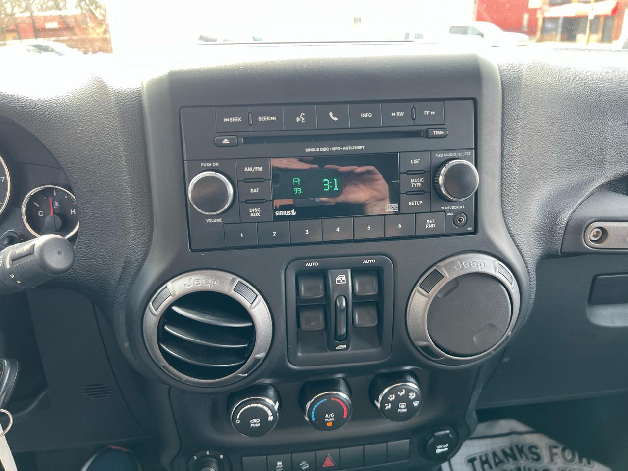 Jeep Wrangler Unlimited 4WD 4dr Willys Wheeler 2015