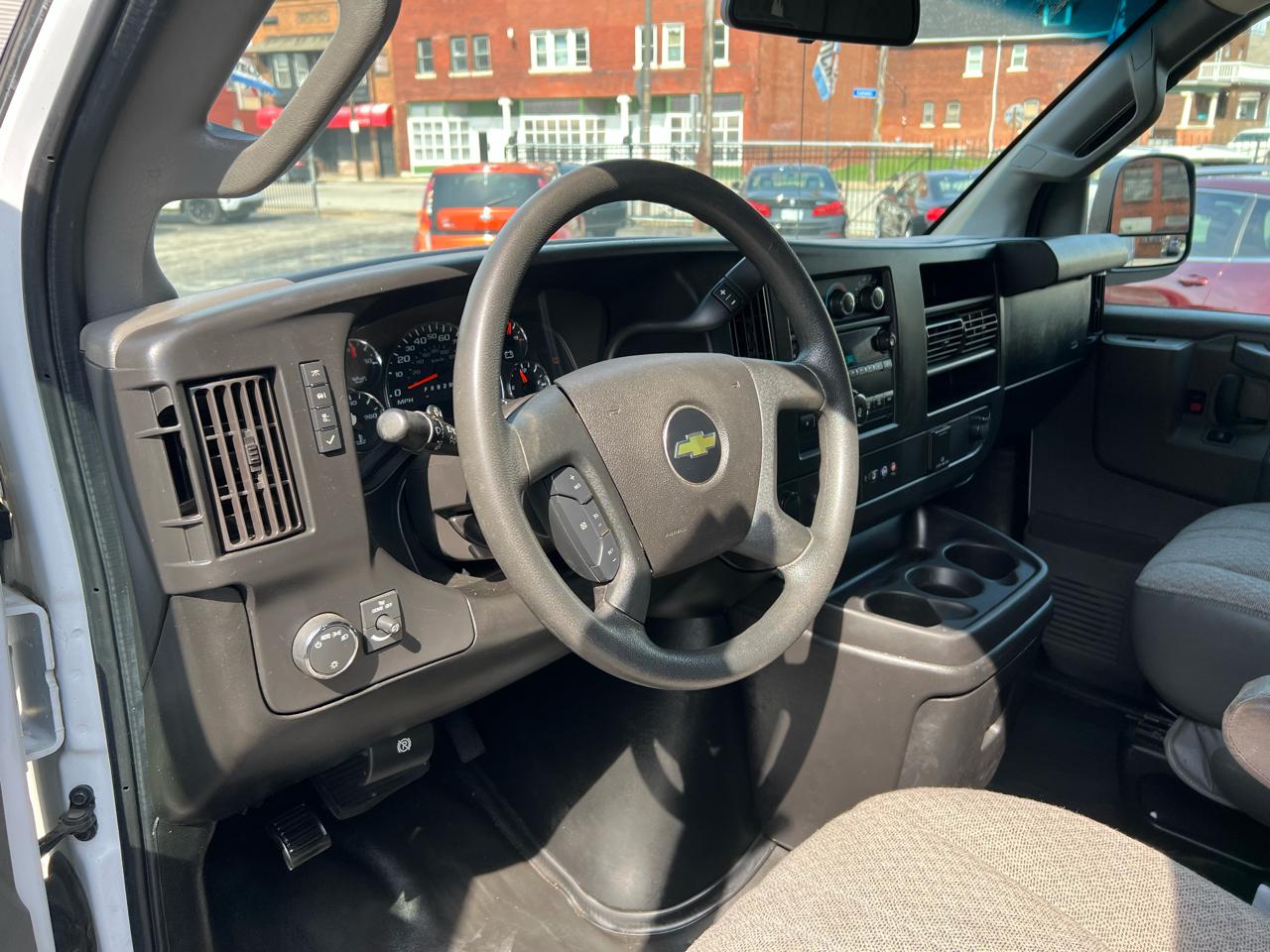 Chevrolet Express Cargo Van RWD 3500 155" 2018