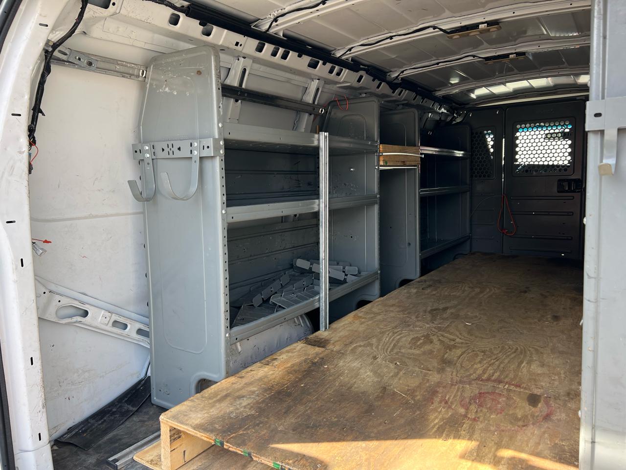 Chevrolet Express Cargo Van RWD 3500 155" 2018