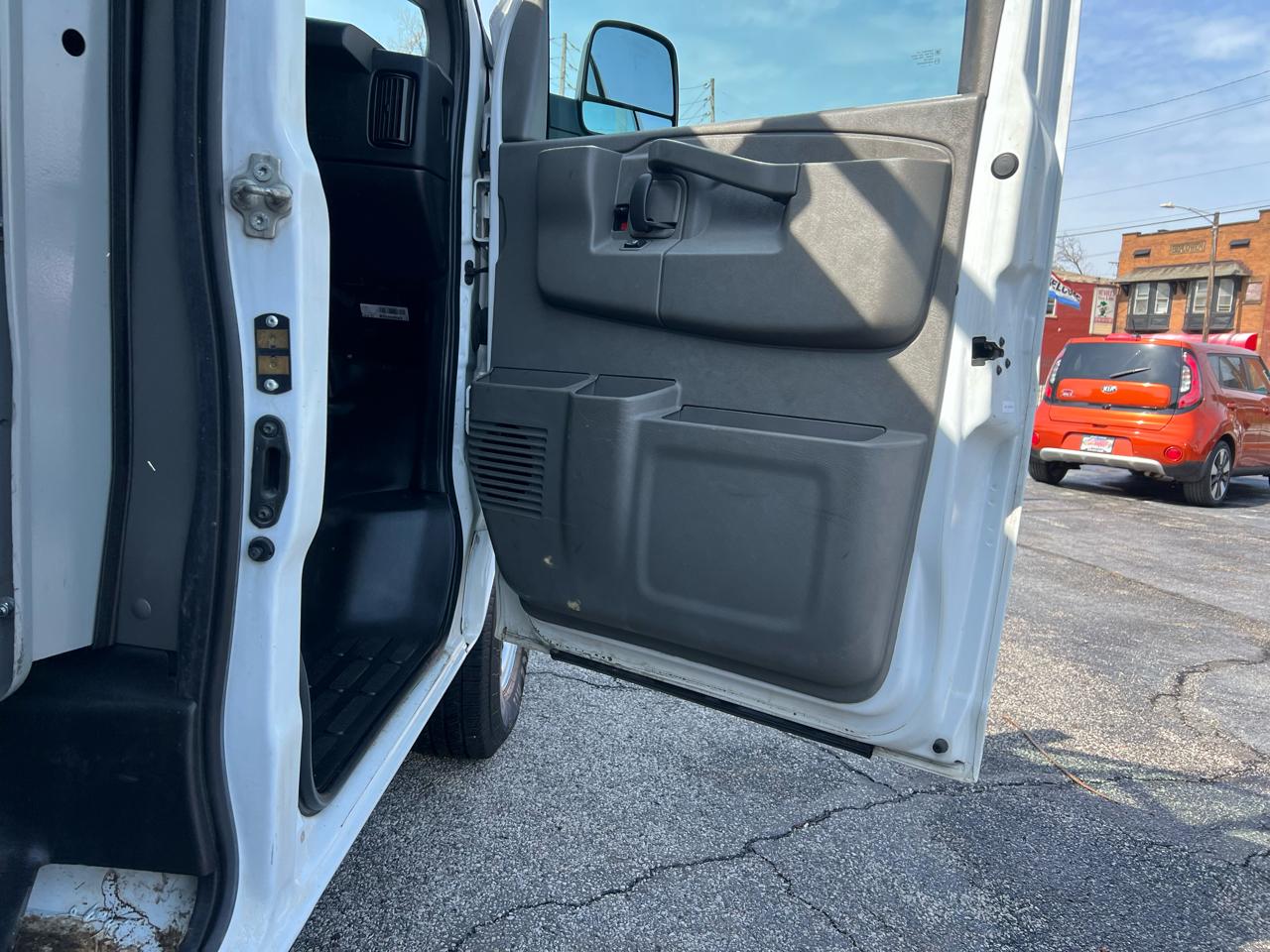 Chevrolet Express Cargo Van RWD 3500 155" 2018