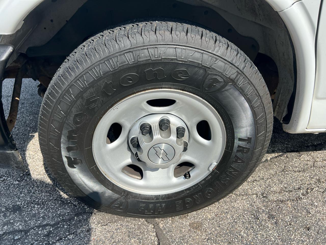 Chevrolet Express Cargo Van RWD 3500 155" 2018