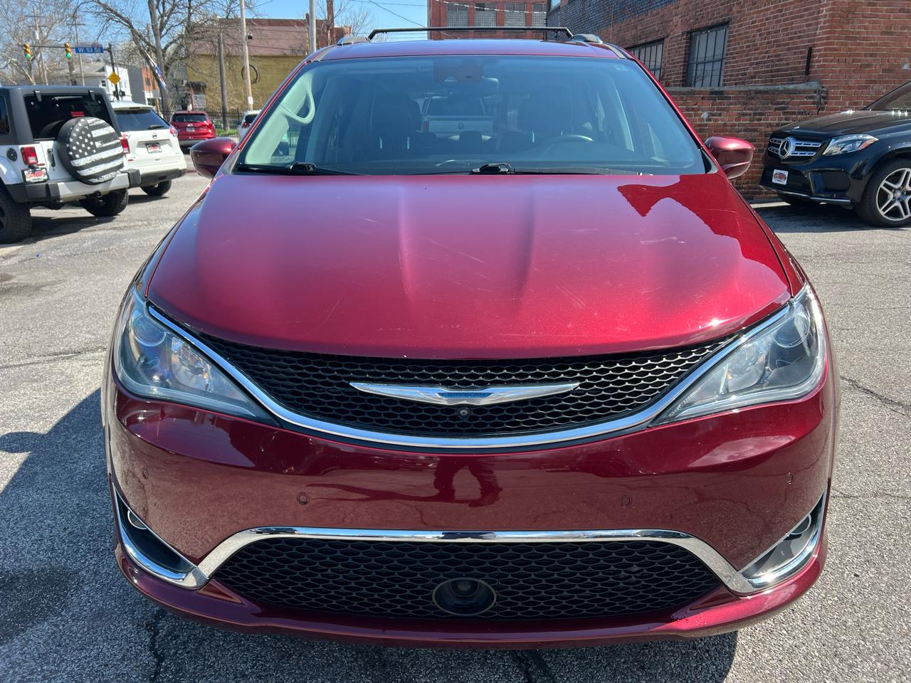 Chrysler Pacifica Touring-L Plus FWD 2017