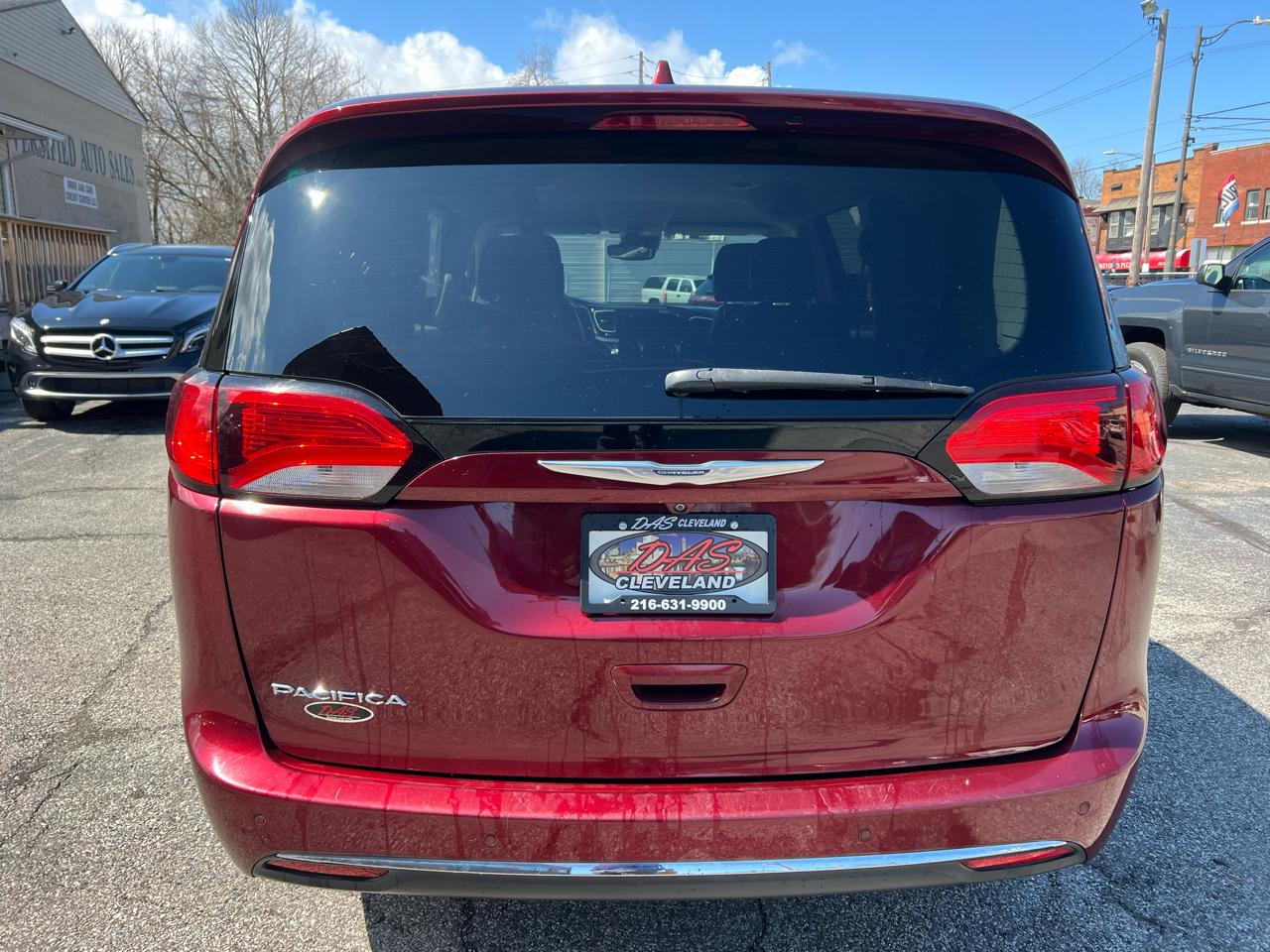 Chrysler Pacifica Touring-L Plus FWD 2017