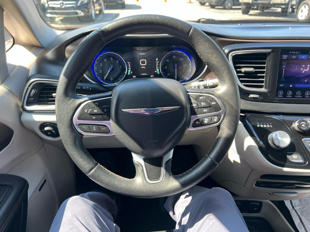 Chrysler Pacifica Touring-L Plus FWD 2017