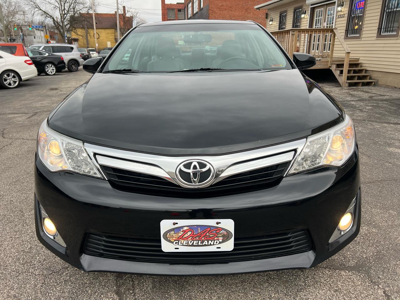 Toyota Camry 4dr Sdn I4 Auto XLE (Natl) 2013