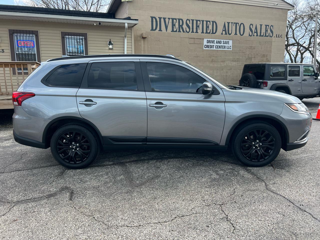 Mitsubishi Outlander LE S-AWC 2018