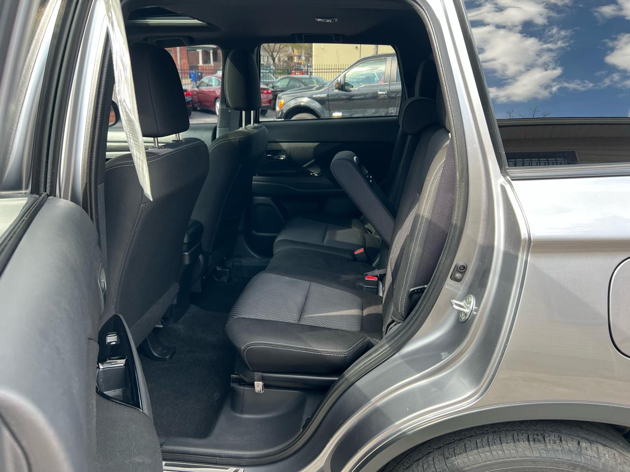 Mitsubishi Outlander LE S-AWC 2018