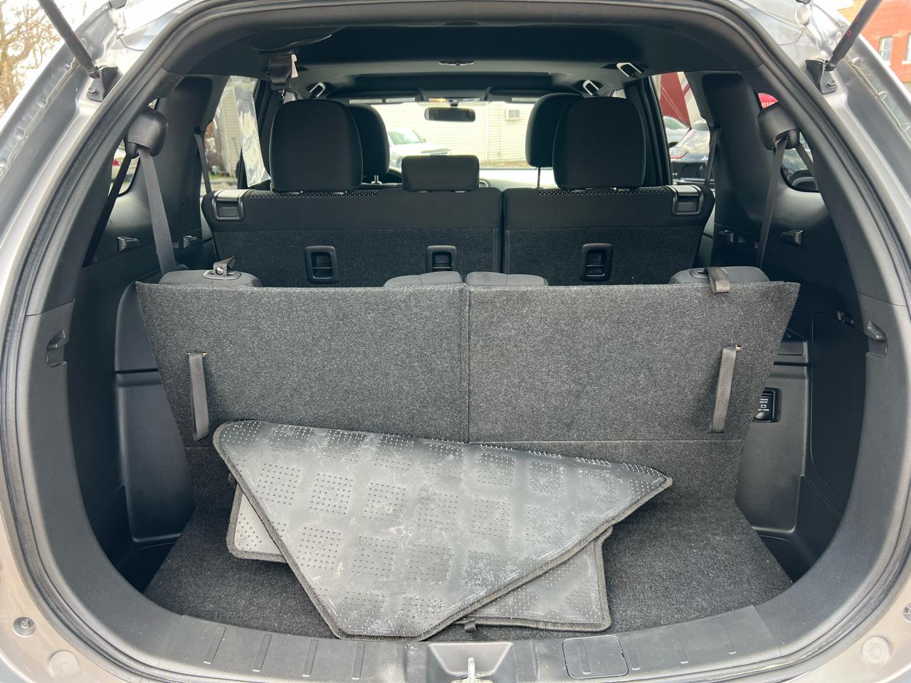 Mitsubishi Outlander LE S-AWC 2018