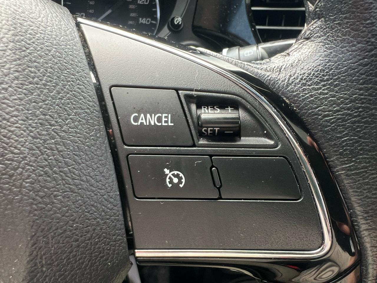 Mitsubishi Outlander LE S-AWC 2018