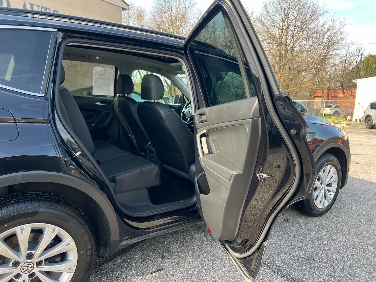 Volkswagen Tiguan 2.0T SEL FWD 2018