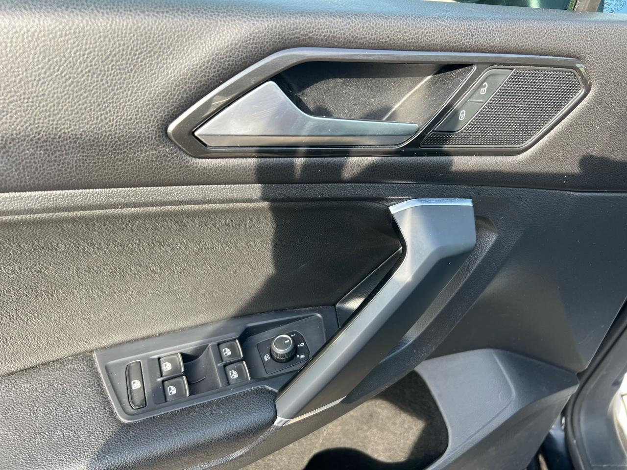 Volkswagen Tiguan 2.0T SEL FWD 2018