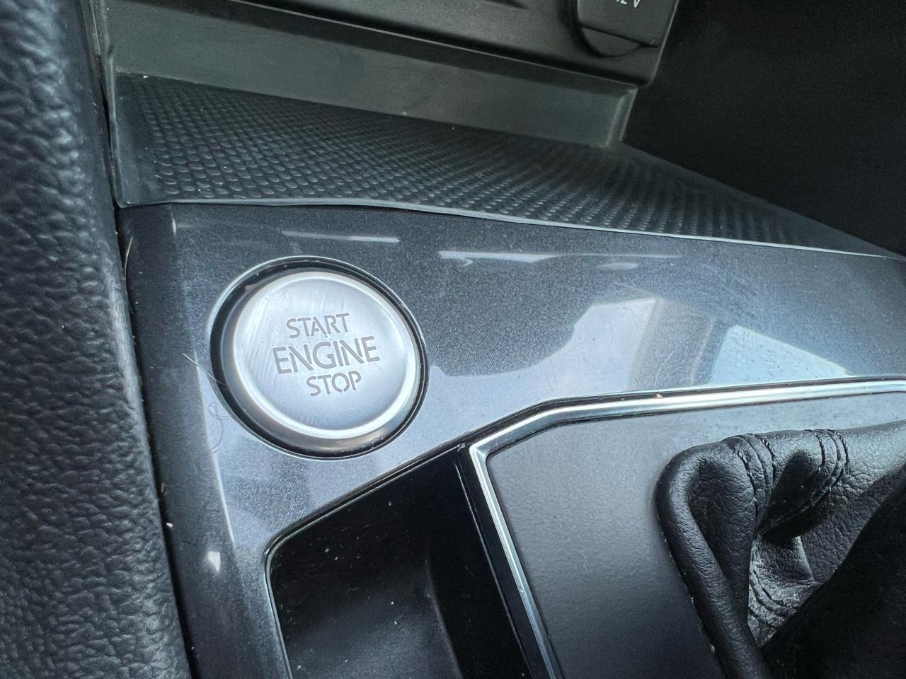 Volkswagen Tiguan 2.0T SEL FWD 2018