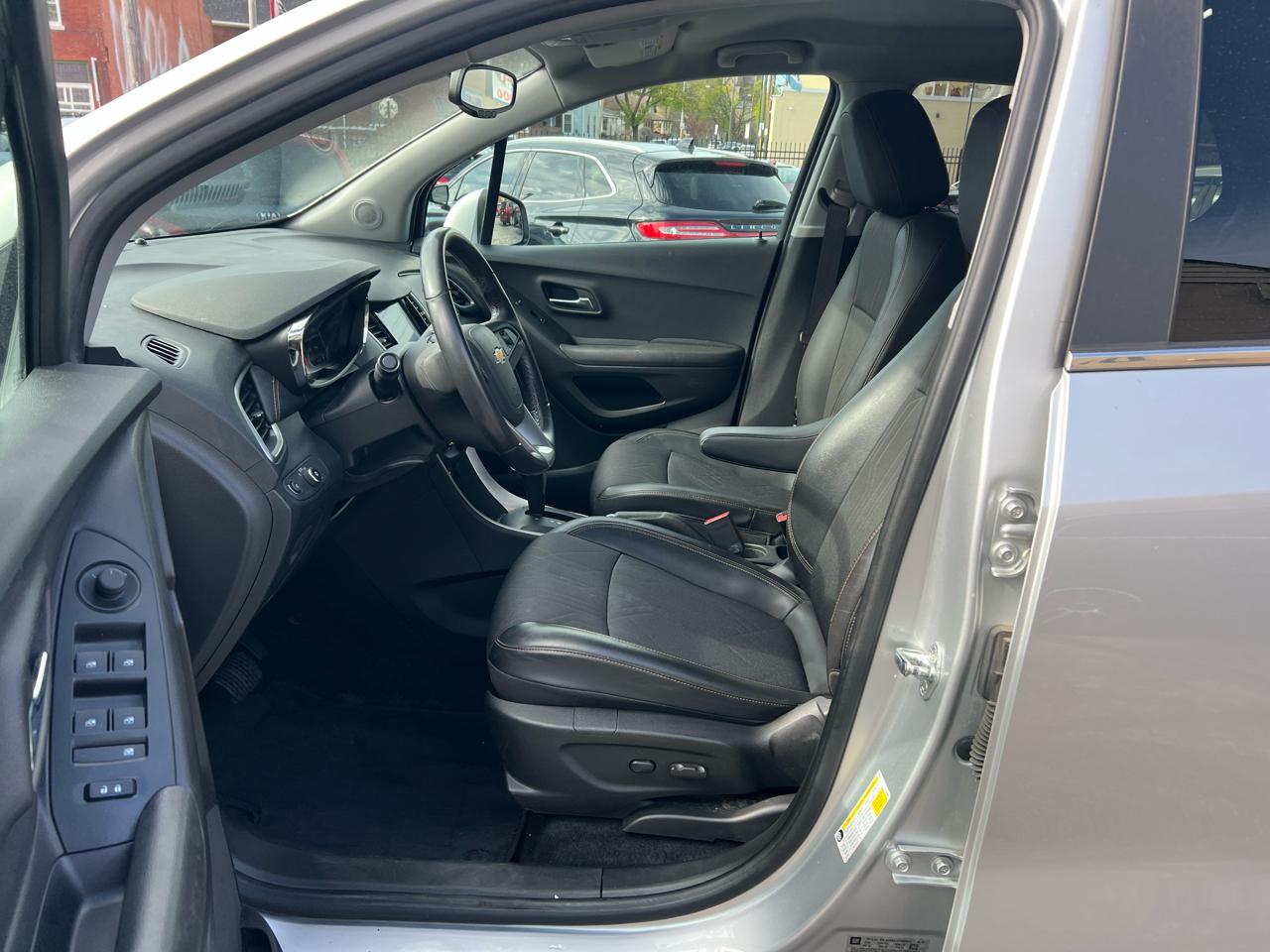 Chevrolet Trax AWD 4dr LT 2020