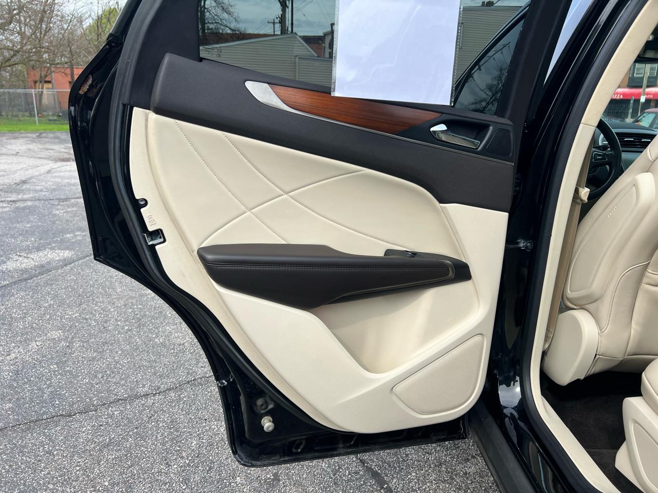 Lincoln MKC AWD 4dr Reserve 2016