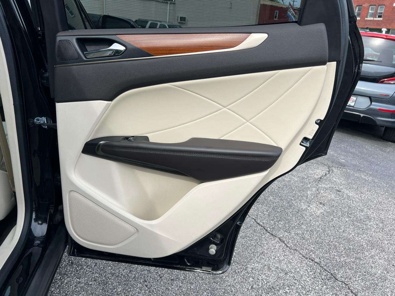 Lincoln MKC AWD 4dr Reserve 2016