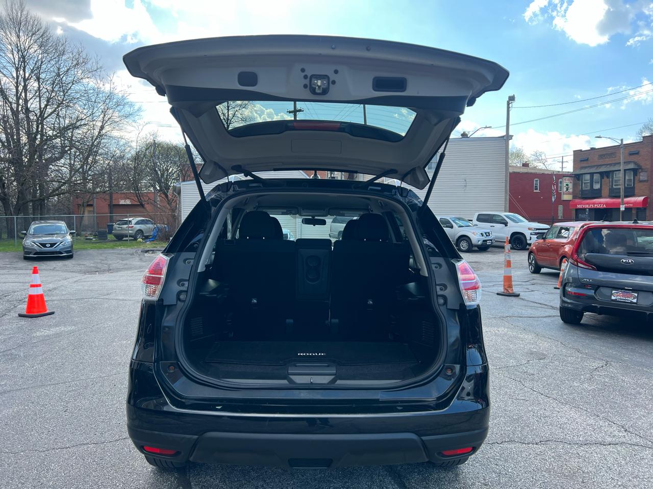 Nissan Rogue AWD 4dr SV 2016