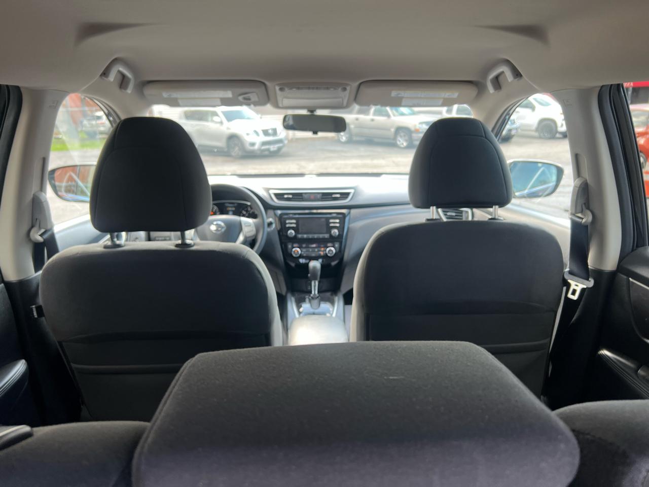 Nissan Rogue AWD 4dr SV 2016