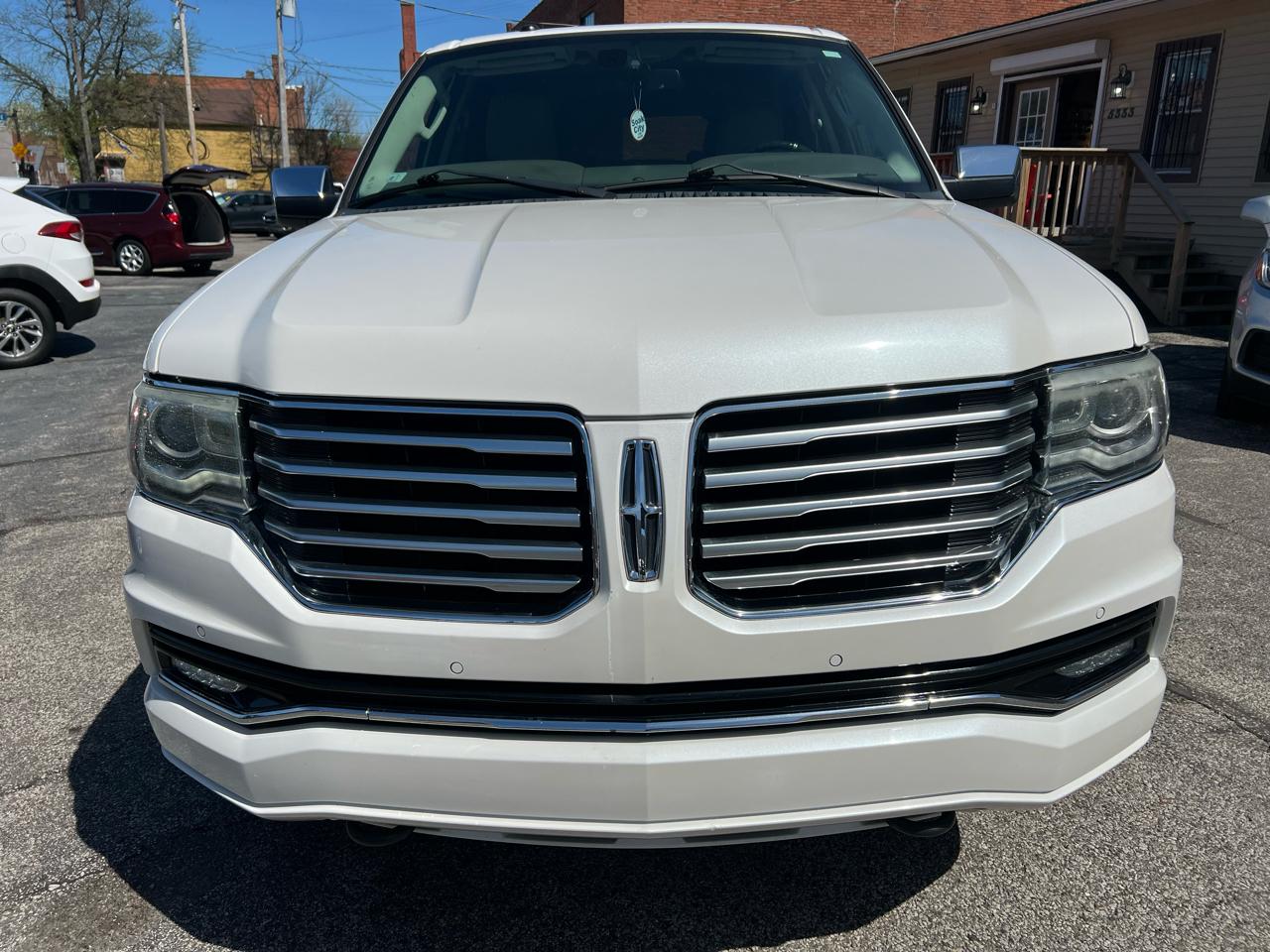 Lincoln Navigator L 4WD 4dr 2015