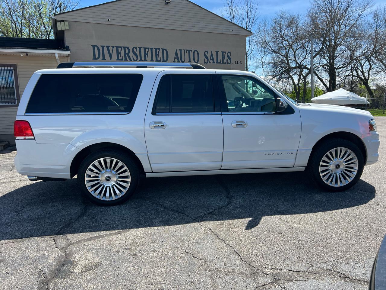 Lincoln Navigator L 4WD 4dr 2015