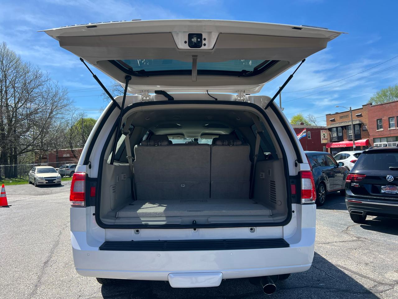 Lincoln Navigator L 4WD 4dr 2015