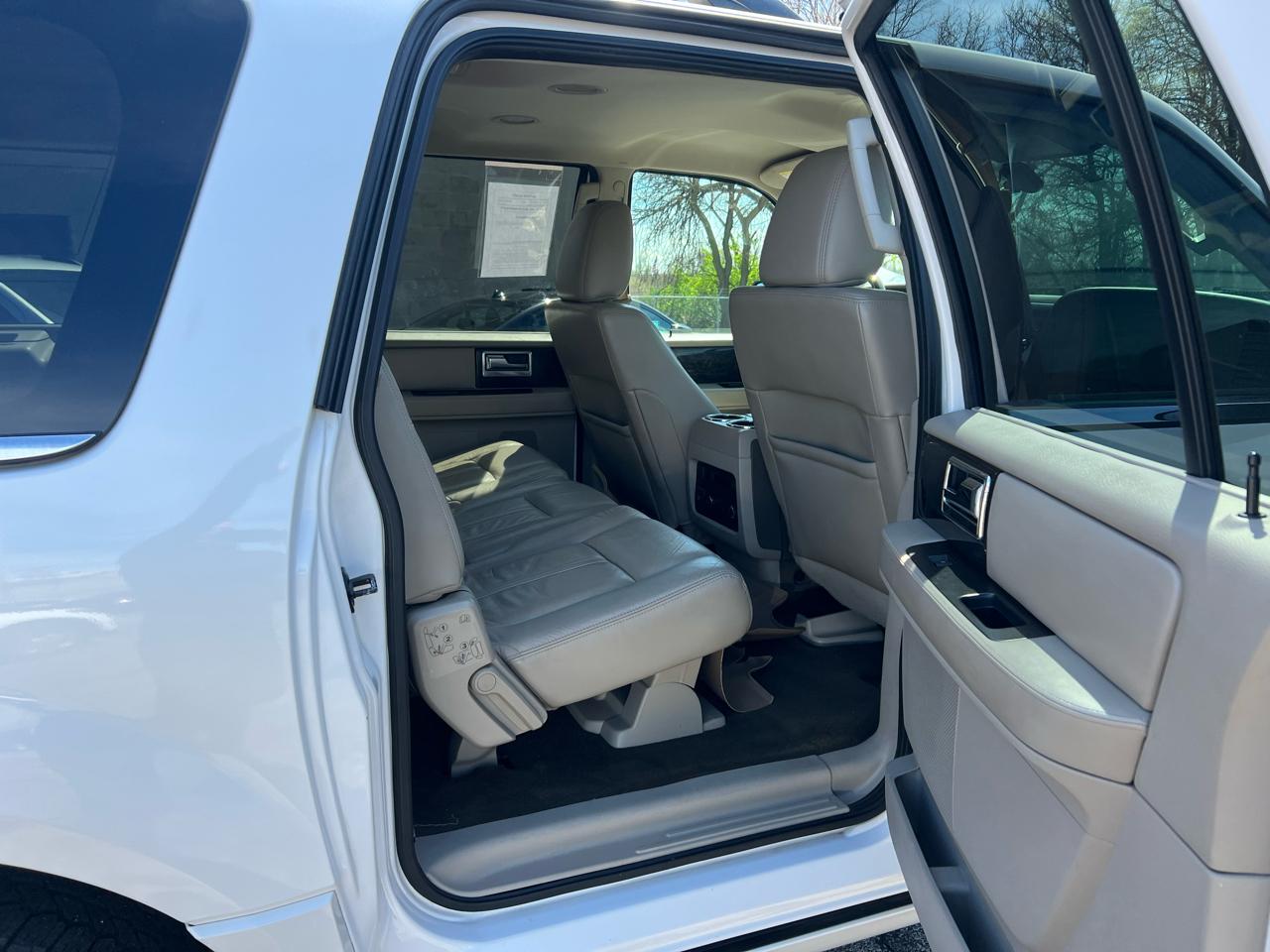 Lincoln Navigator L 4WD 4dr 2015