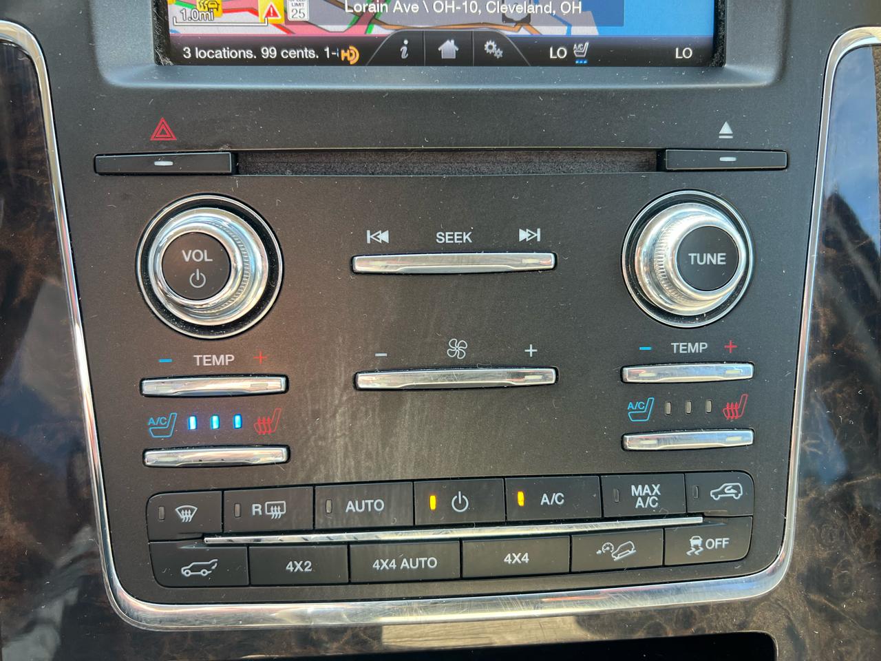 Lincoln Navigator L 4WD 4dr 2015