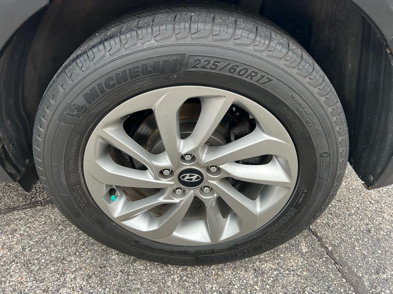 Hyundai Tucson FWD 4dr SE 2016