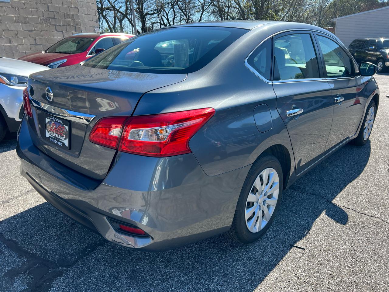 Nissan Sentra S Sedan 2019