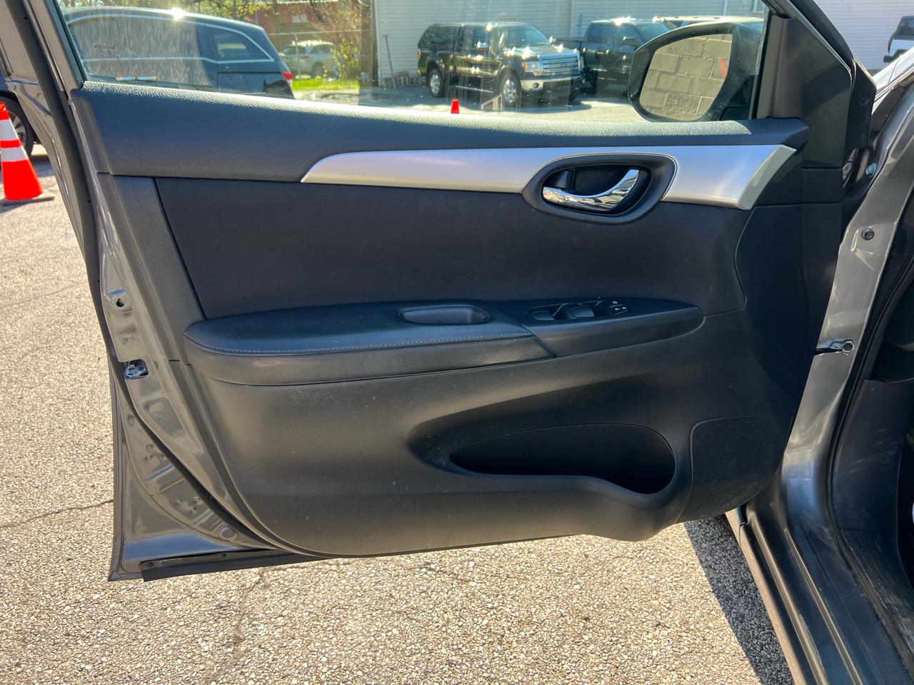 Nissan Sentra S Sedan 2019