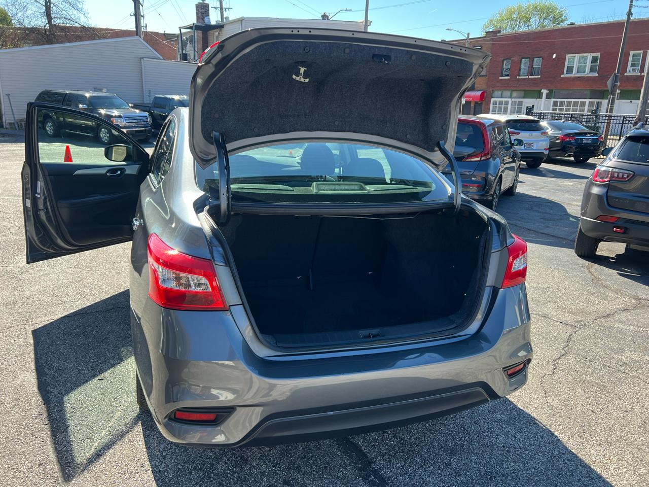 Nissan Sentra S Sedan 2019