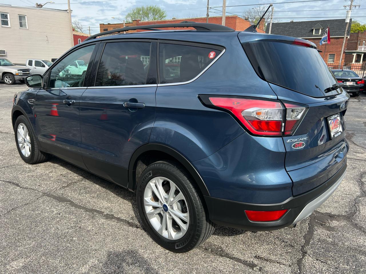 Ford Escape SEL 4WD 2018